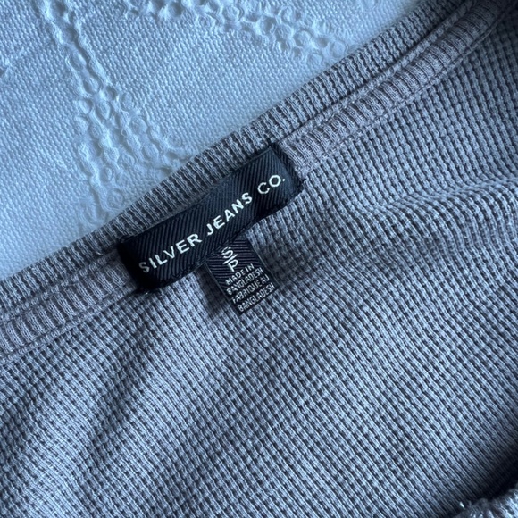 Silver Jeans grey waffle long sleeve, front pouch pocket, small - Picture 5 of 5